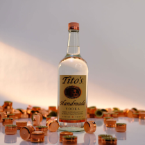 Tito's Handmade Vodka 1L