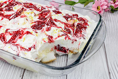No-bake Raspberries and cream angel food cake dream