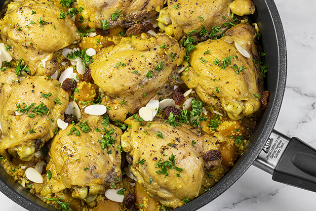 One-Pot Braised Chicken Thighs