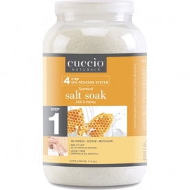 Cuccio Scentual Salt Soak Milk & Honey 116 oz. #3401