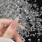 Mini Rhombic Diamonds Nails Gemstones 50pcs 14030