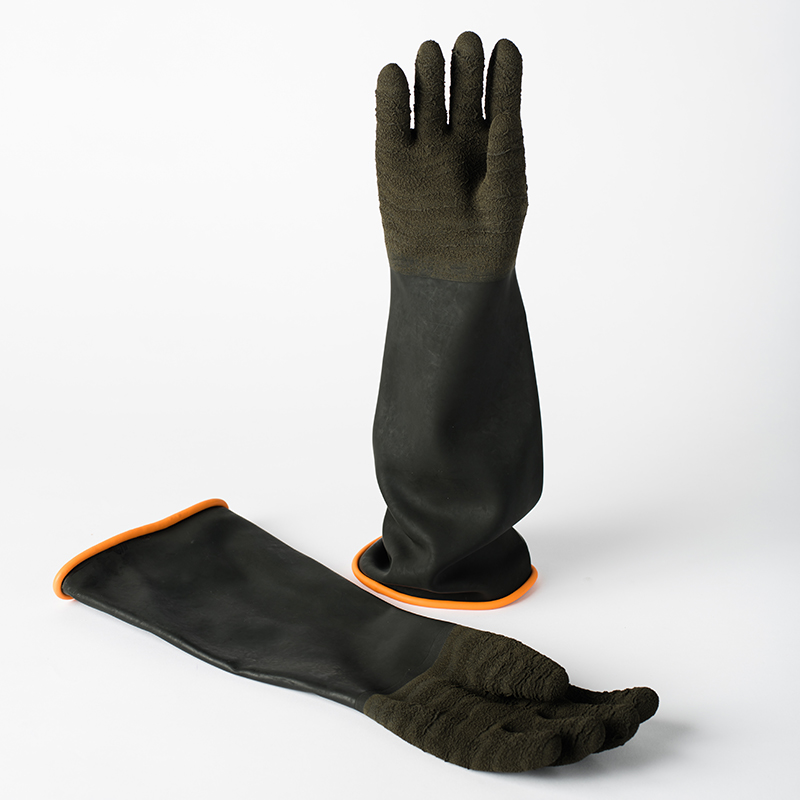 RUBBER SAFETY GLOVES, BLACK, 9.5 X 12" WL813 (sz 9.5)