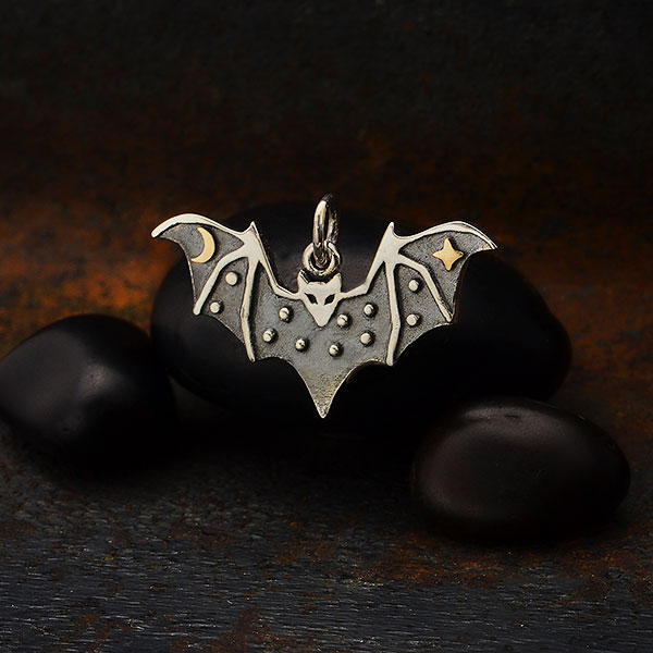 Star Trek inspired sterling silver Bat'leth necklace, Klingon Sword of  Kahless | Dawn Gill Designs