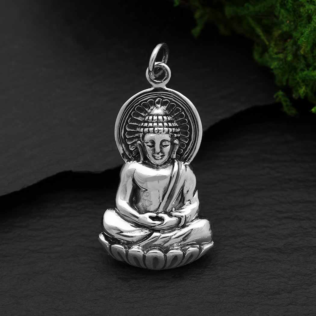 Sinymilk Thai Avalokiteśvara Guanyin Amulet Mens Gold Buddhist Titanium Pendant  Necklace | Amazon.com