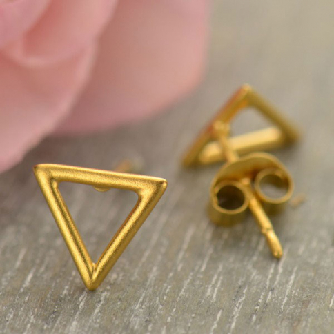 24K Gold Plated Stud Earrings - Openwork Triangle 7x9mm
