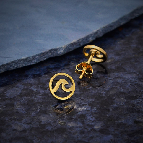 14K Shiny Gold Plated Wave Post Earrings 8x8mm