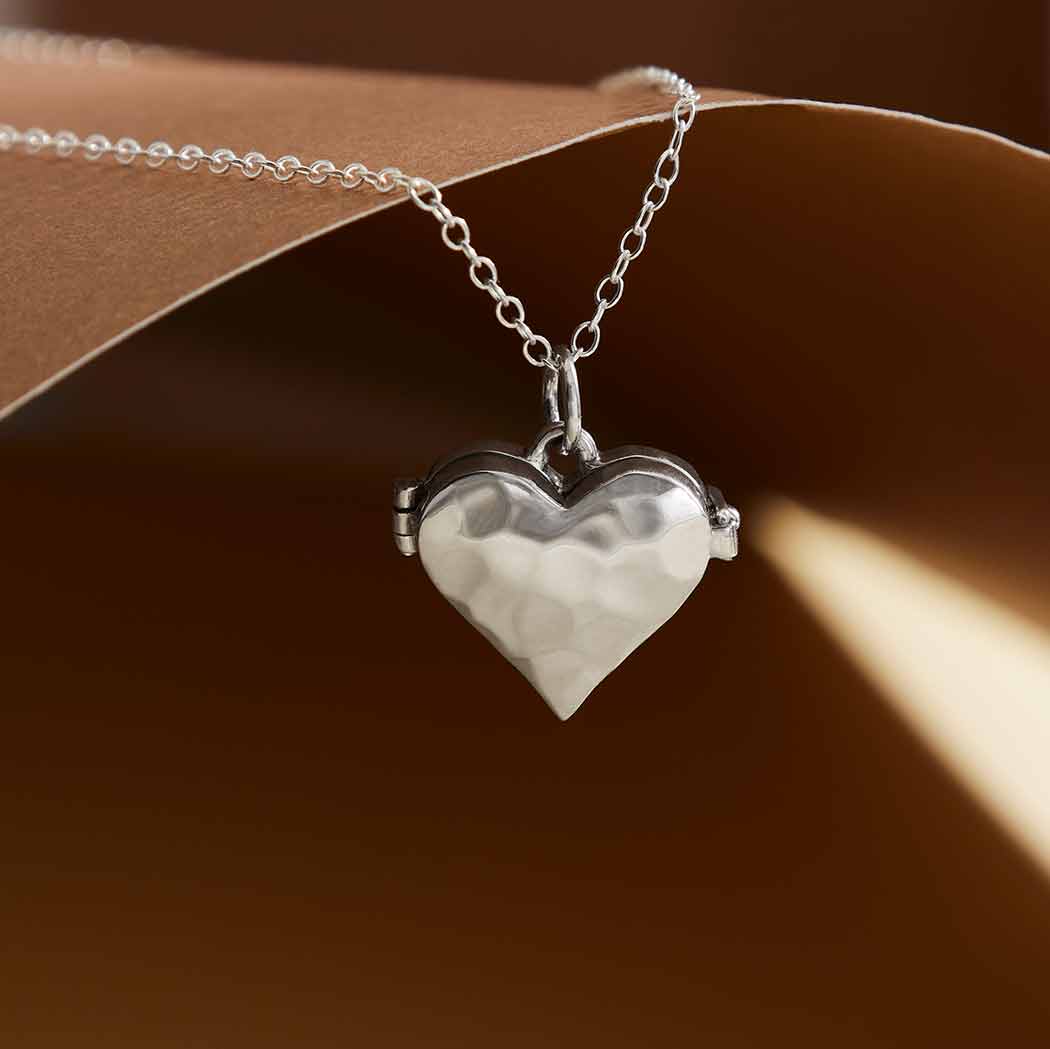 Rose Gold Locket Necklace - Heart Locket with Photo – ifshe.com