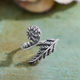 Nina Designs Sterling Silver Adjustable Fern Ring