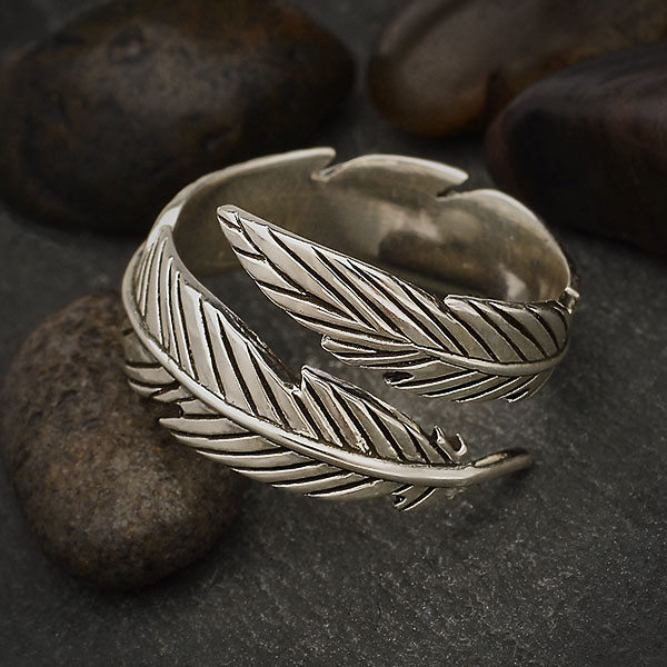 Adjustable for Women Girls 925 Sterling Silver Ring Antique Feather with Red Zircon SHEGRACE Women Finger Ring with Feathers