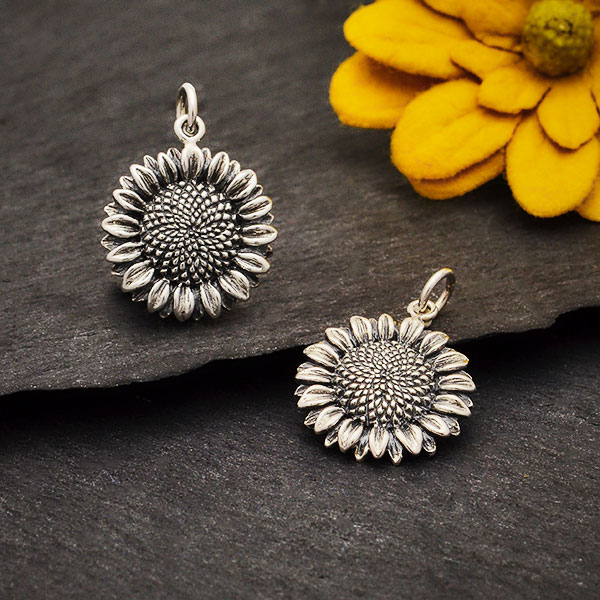 925 Sterling Silver Handpicked Flower NEW Real Mini Sunflower Charm Necklace