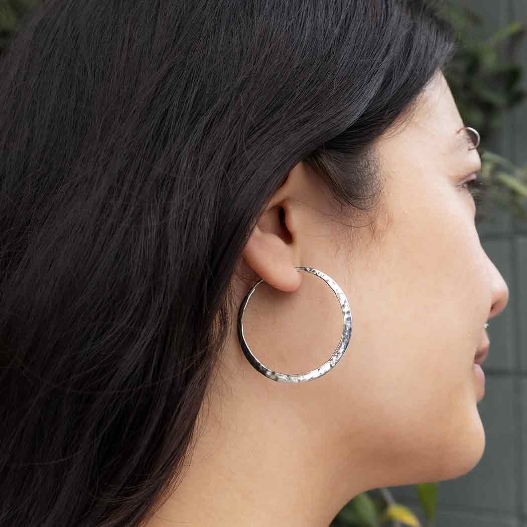 Hammered Nina Small Hoops