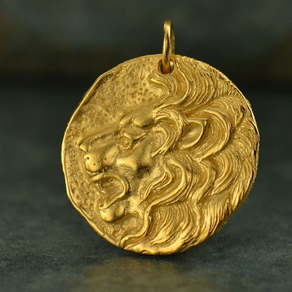 Монета голова льва. Реплики из золота.