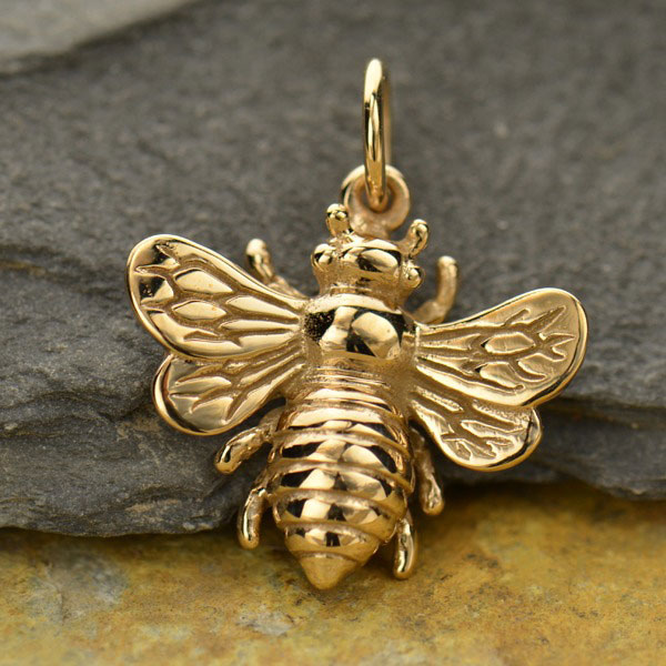 Rustic Handmande Bronze Necklace With Bee Pendant NEW