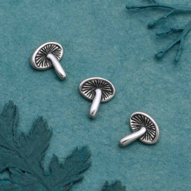 Sterling Silver Detailed Mushroom Solderable Charm 8x7mm