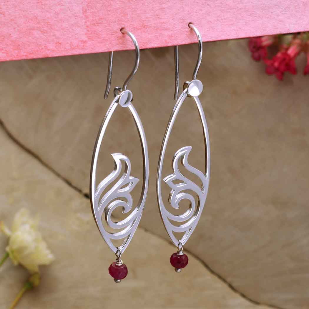 FREE Earring Design Idea - Tide of Love Earrings | Nina Designs