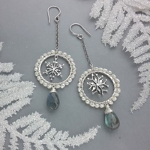 First Snow Earrings parts list