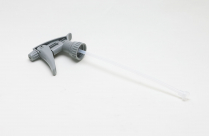 PULVÉRISATEUR À GÂCHETTE (GRIS) - RÉSISTANT AUX PRODUITS CHIMIQUES - PAILLE DE 9 POUCES