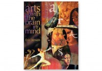 ARTS WITH THE BRAIN IN MIND Paperback