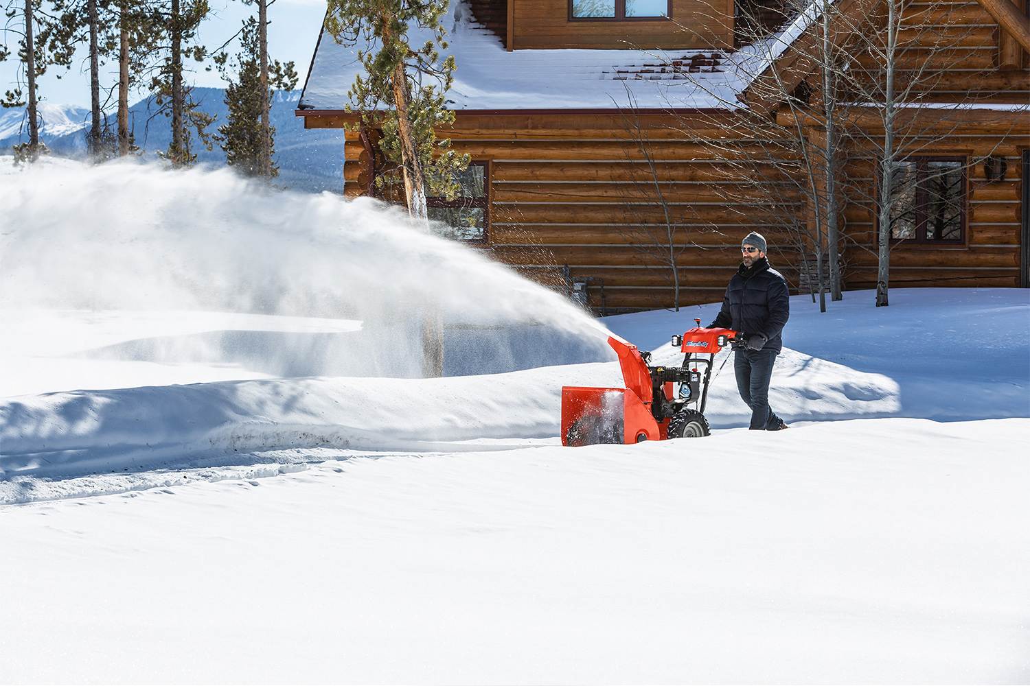 SIMPLICITY SIGNATURE SERIES DUAL-STAGE SNOW BLOWERS 1524<br/>*Model shown in image may vary.