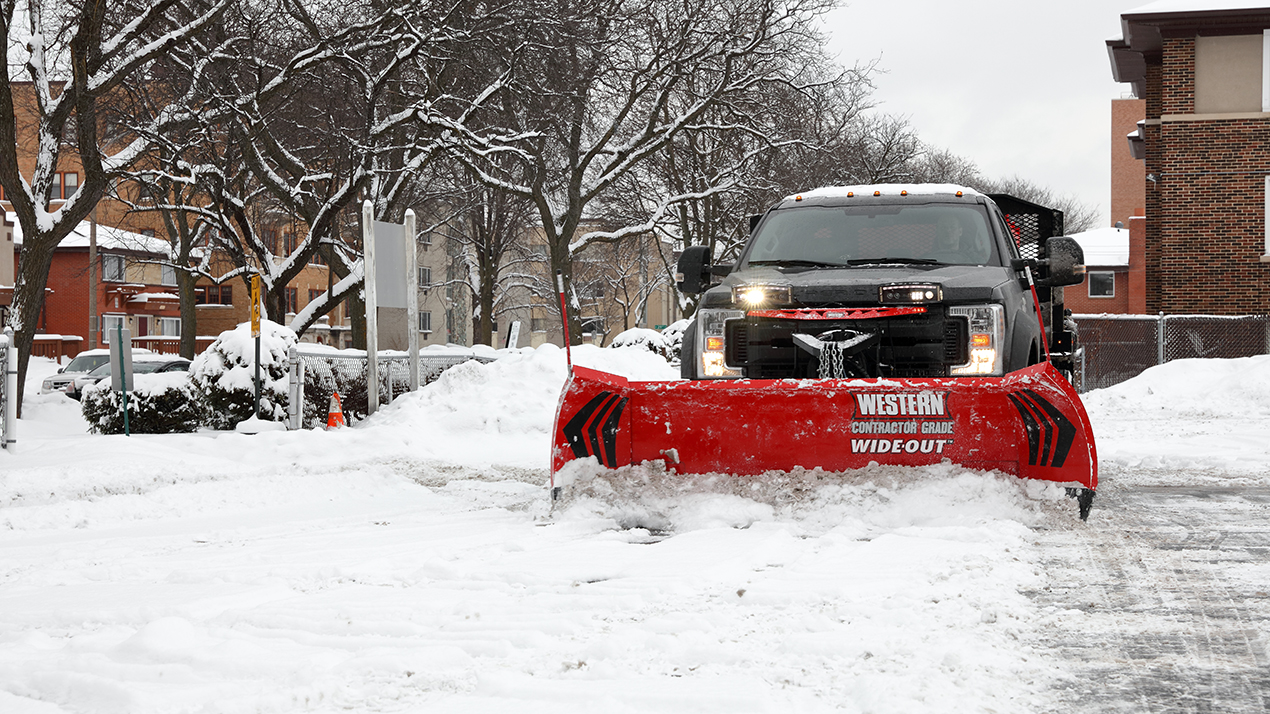 Western WIDE-OUT™ Adjustable Wing Plow