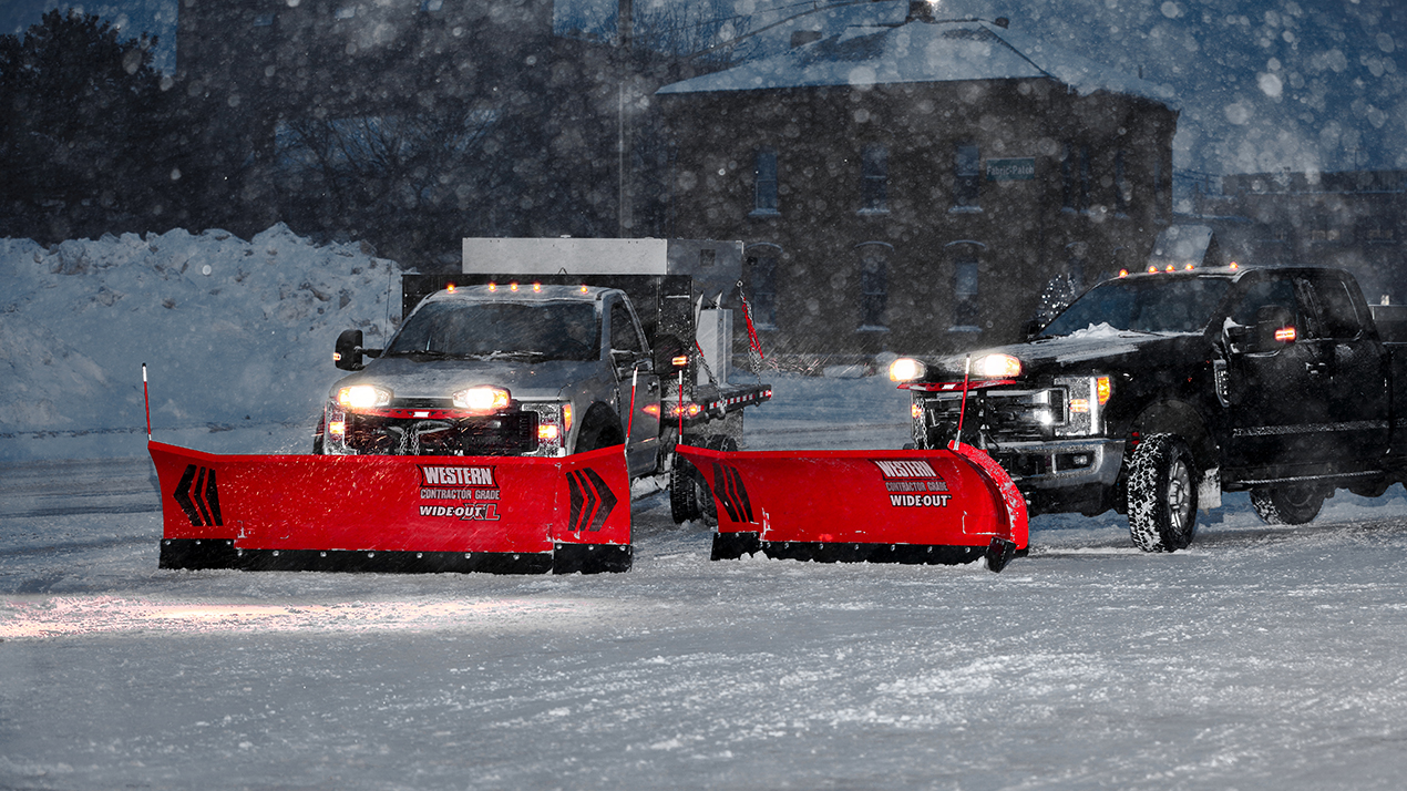 Western WIDE-OUT™ Flared & WIDE-OUT™ XL Adjustable Wing Plow