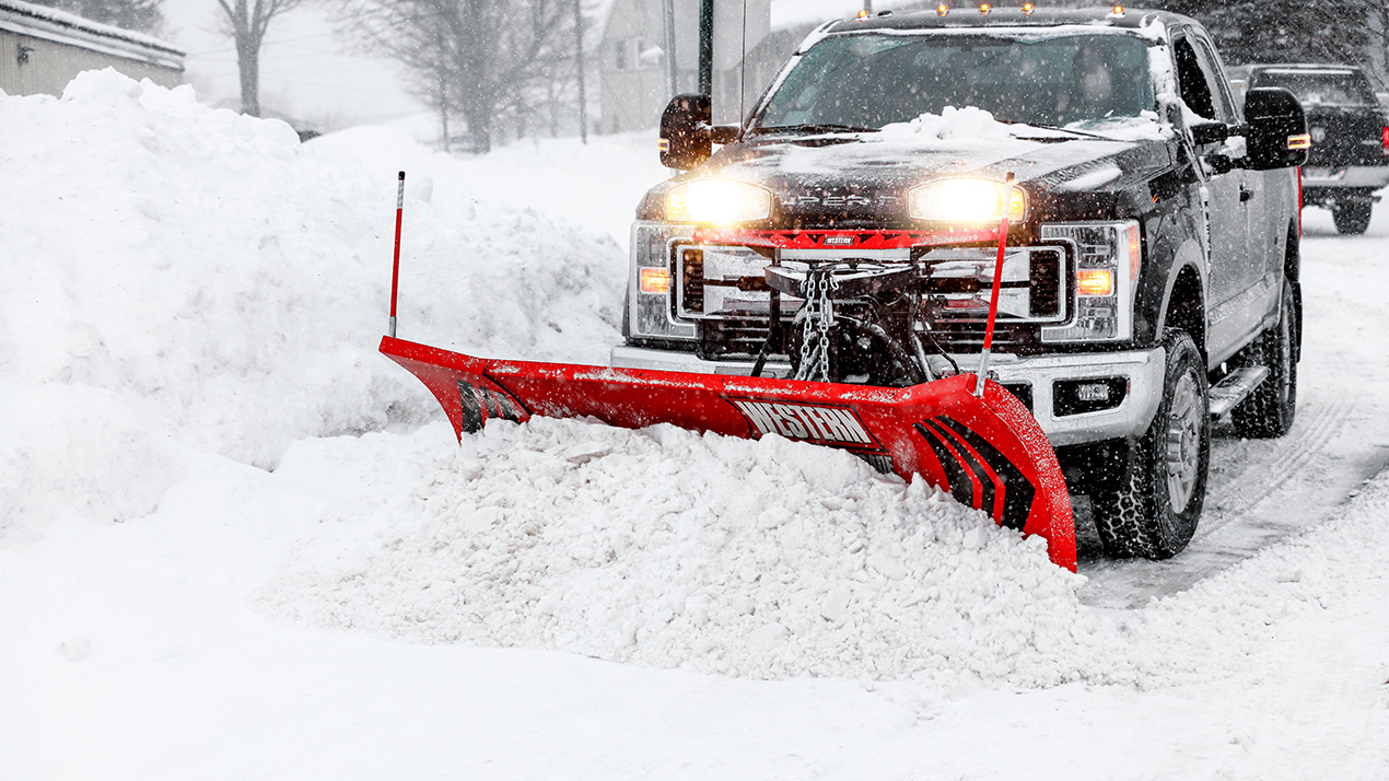 Western WIDE-OUT™ Flared Adjustable Wing Plow