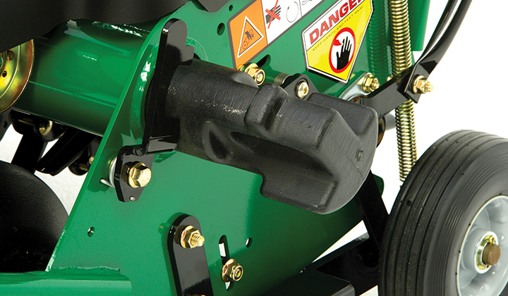 Ryan Lawnaire® IV & V Aerators With Easy Steer Technology - FLEXIBLE WEIGHT DISTRIBUTION