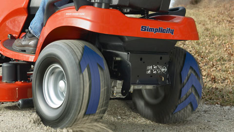 Simplicity Conquest™ Yard Tractor - Automatic Controlled Traction™