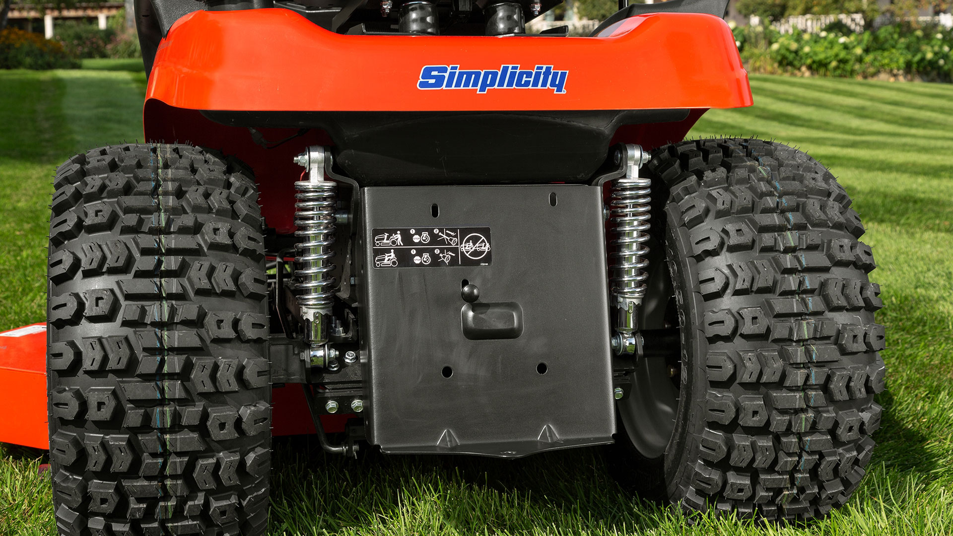 Simplicity Prestige™ Garden Tractor - SUSPENSION COMFORT SYSTEM™