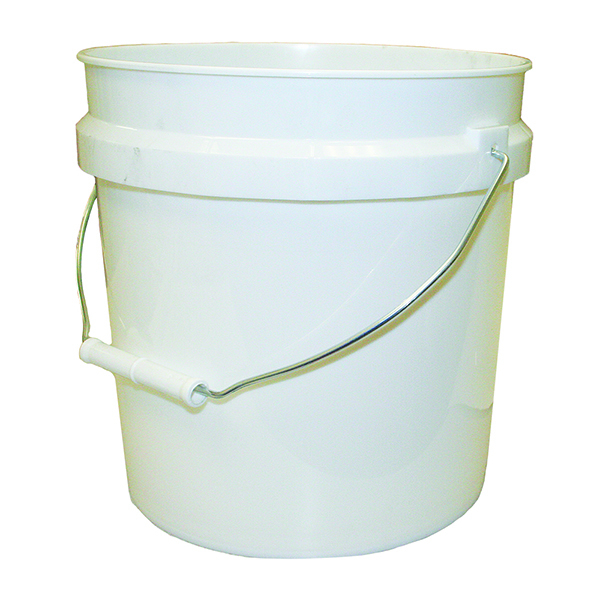 Bucket 2 Gallon Plastic White No Lid Metal Handle